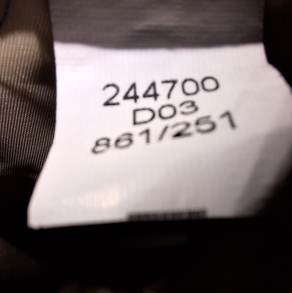 A Body by Victoria ladies Blazer in a size 0. Pre-loved and in great condition. - Picture 5 of 6